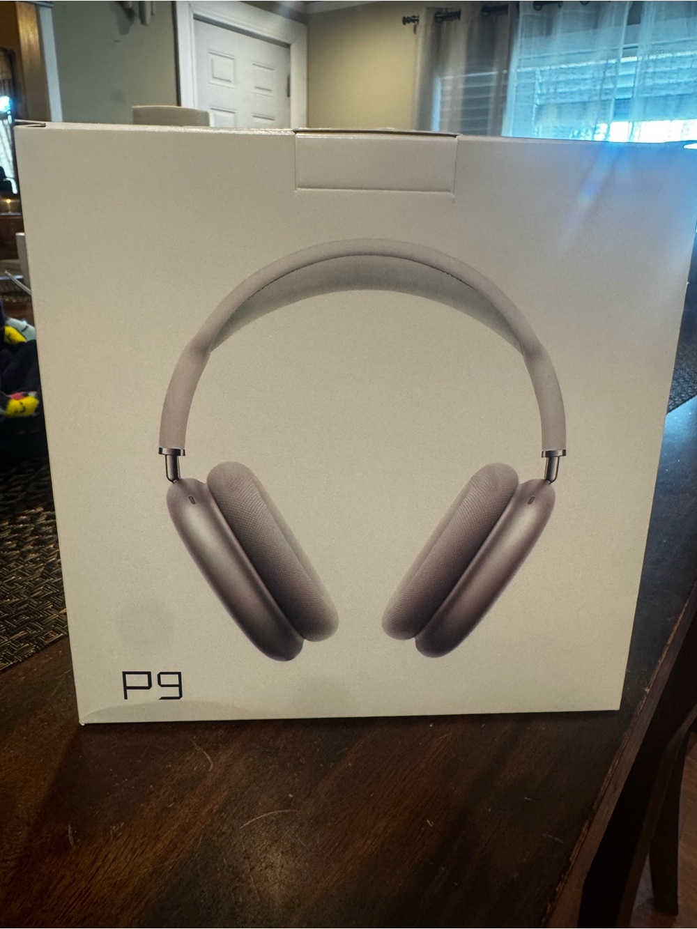 Wireless Over-Ear Headphones in Light Silver